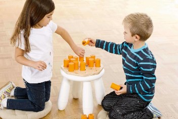 NINO Shake'n Play gra muzyczna?